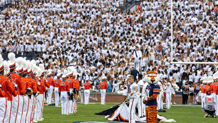 Auburn is pursuing class of 2024 five-star wideout Mike Matthews hard Auburn is pursuing class of 2024 five-star wideout Mike Matthews hard