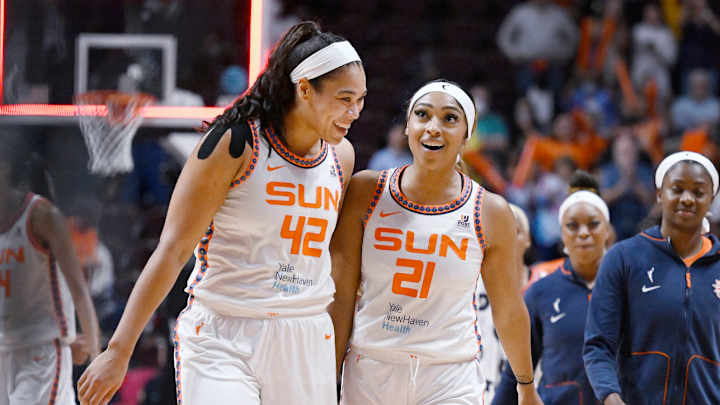 Sun Force Decisive Game 5 Against the Sky in WNBA Semifinals
