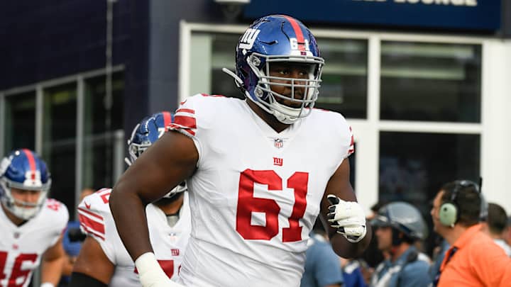 Giants Sign OT Roy Mbaeteka to Practice Squad