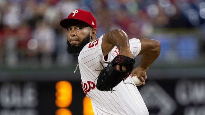 Phillies Pitchers Eflin, Domínguez Taking Major Steps Towards Big League Return