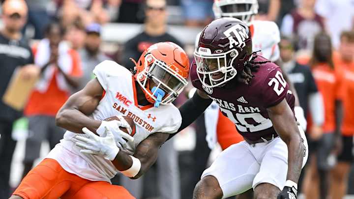 A&M DB Jardin Gilbert Details What Makes Aggies Defense a 'Brotherhood' A&M DB Jardin Gilbert Details What Makes Aggies Defense a 'Brotherhood'