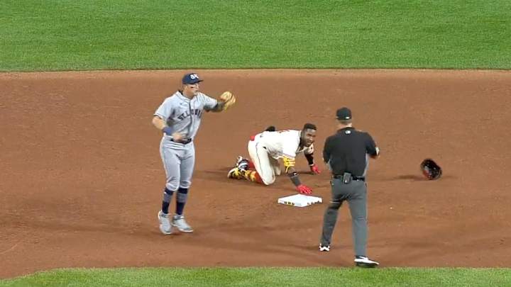Wacky Double Play Turns Into Baserunning Tragedy for Pirates