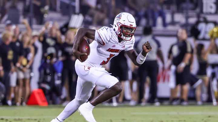 Malik Cunningham, Louisville Offense Take Step Forward Against UCF Malik Cunningham, Louisville Offense Take Step Forward Against UCF