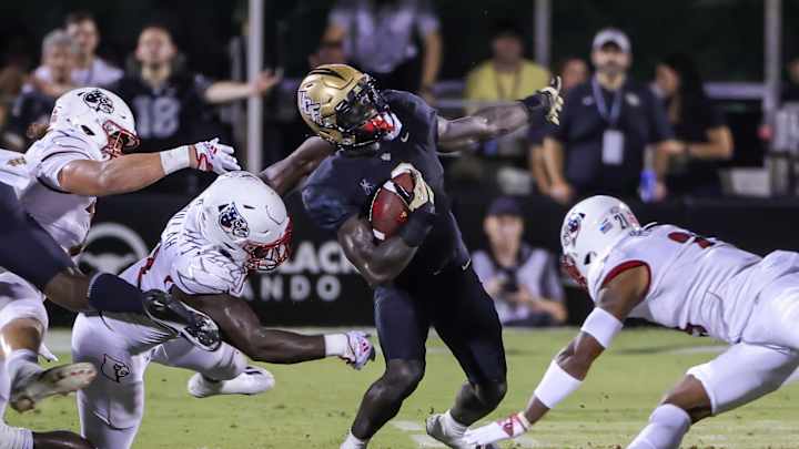 Louisville Aiming to Play 'Cleaner' Football Ahead of FSU Matchup Louisville Aiming to Play 'Cleaner' Football Ahead of FSU Matchup