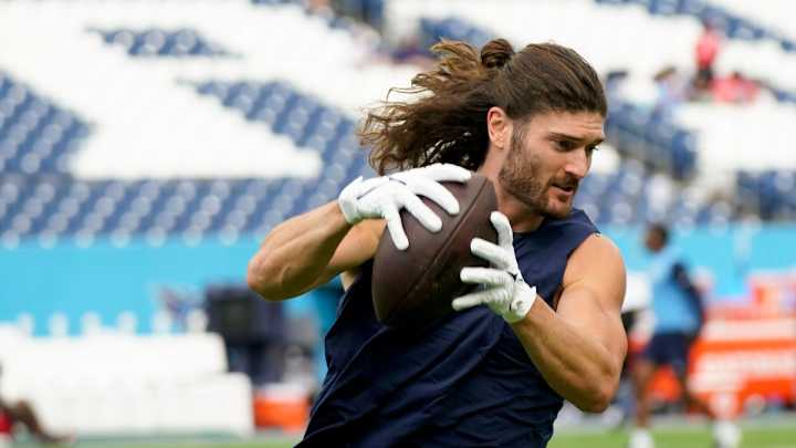 Hollister Refuses to Hear Doubters