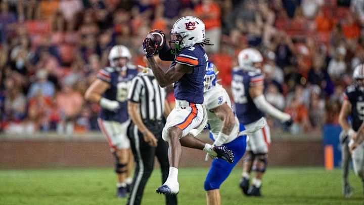 Auburn wide receiver Tar'Varish Dawson plans to enter the transfer portal
