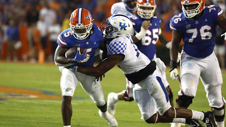 Kentucky's Stymying of UF's Richardson Propels Cats in Second Half Kentucky's Stymying of UF's Richardson Propels Cats in Second Half