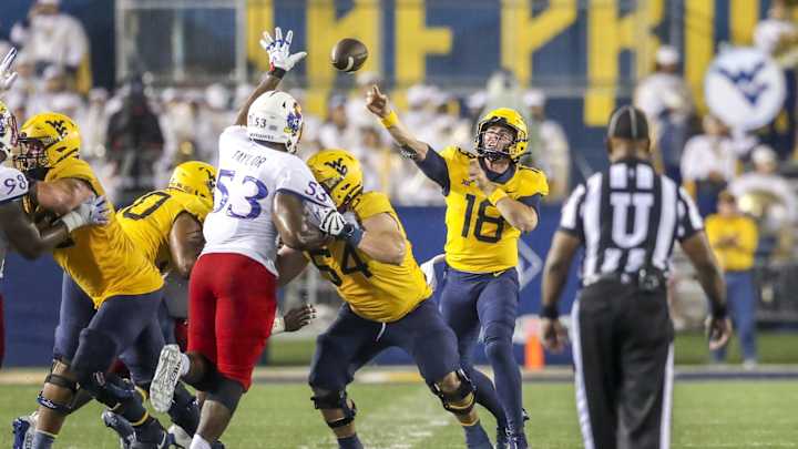 Daniels Selected to the Johnny Unitas Golden Arm Award Top 25 Daniels Selected to the Johnny Unitas Golden Arm Award Top 25