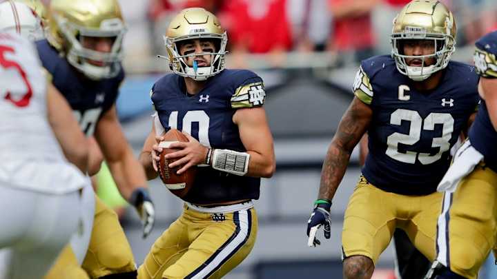 Cal Football: Notre Dame Forced to Go to Backup With Starting QB Facing Surgery