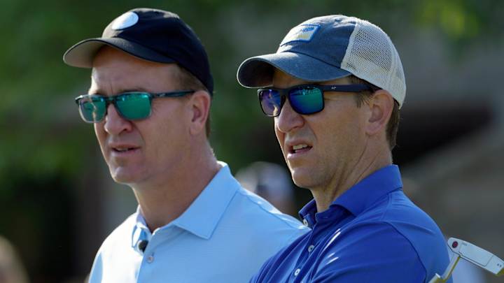 ‘ManningCast’ Announces Three Guests for First Show of 2022