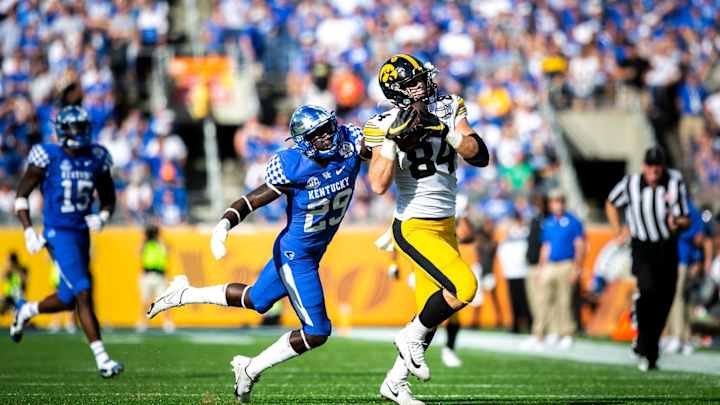 Jordan Lovett Taking Over as Starting Free Safety, Moving in "Right Direction"