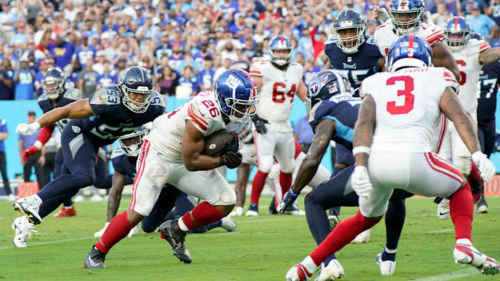 Week 2 Dynasty Stock Watch: Buy, Sell, Hold Trade Advice