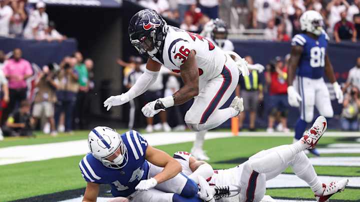 Colts' Alec Pierce, Shaquille Leonard Ruled Out vs. Jaguars Colts' Alec Pierce, Shaquille Leonard Ruled Out vs. Jaguars