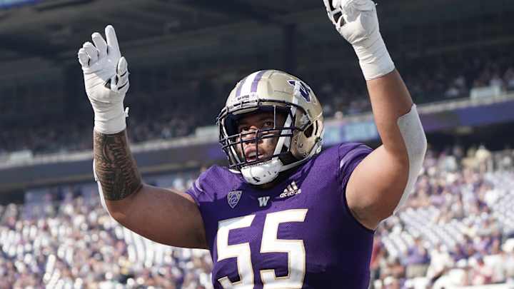 Fautanu Knows No Spartan Lifestyle — He Does It All for UW