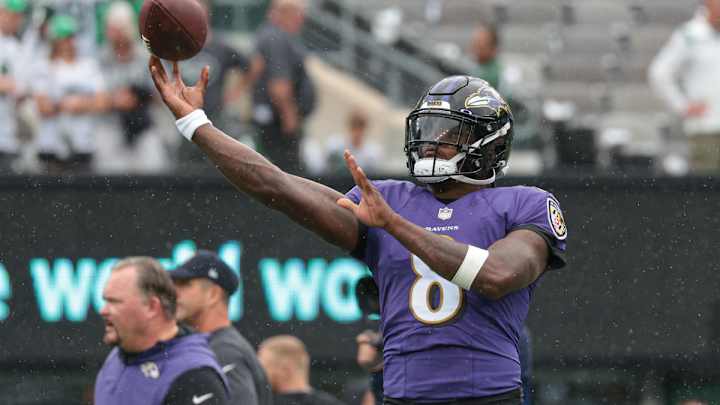Lamar Jackson Looking to Keep Deep Strikes Going Vs. Dolphins Lamar Jackson Looking to Keep Deep Strikes Going Vs. Dolphins
