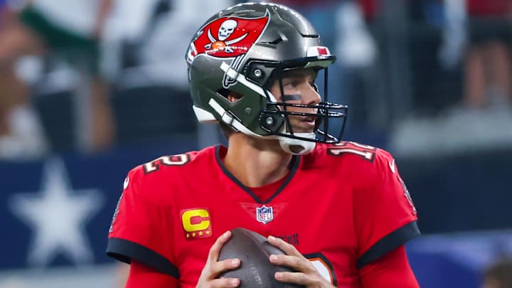 Mike Evans Recalls Tom Brady’s Undefeated Record vs. Cowboys