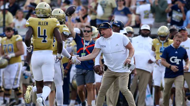 Georgia Tech Dominated by Ole Miss, Drops to 1-2 on the Season