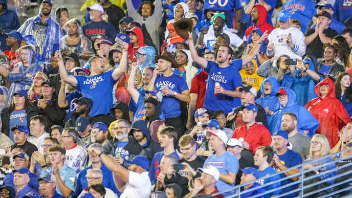 Kansas Football’s Twitter Does Hilarious Q&A During Lightning Delay