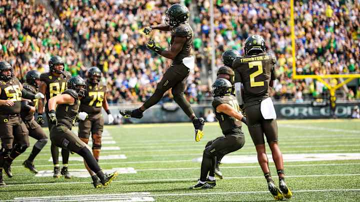Photo Gallery From Oregon Ducks vs. BYU Cougars