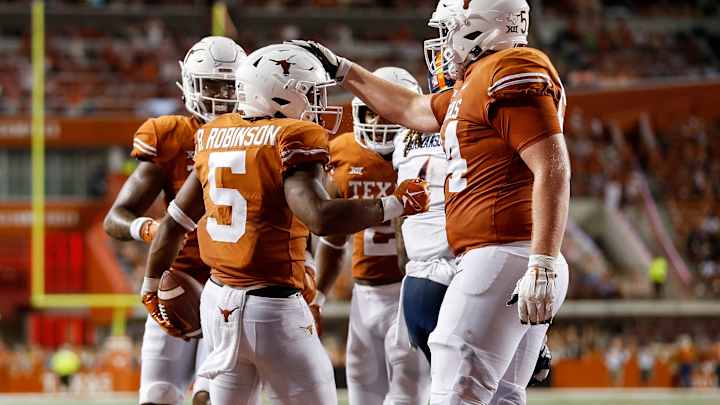 'We Would've Clinched': Bijan Robinson Details Longhorns' Rise From 5-7 After UTSA Win 'We Would've Clinched': Bijan Robinson Details Longhorns' Rise From 5-7 After UTSA Win