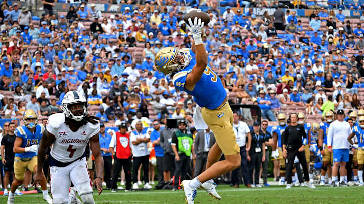 Last-Minute Field Goal Helps UCLA Football Avoid South Alabama Upset