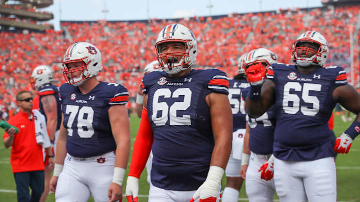 Auburn's offensive PFF grades vs the Georgia Bulldogs