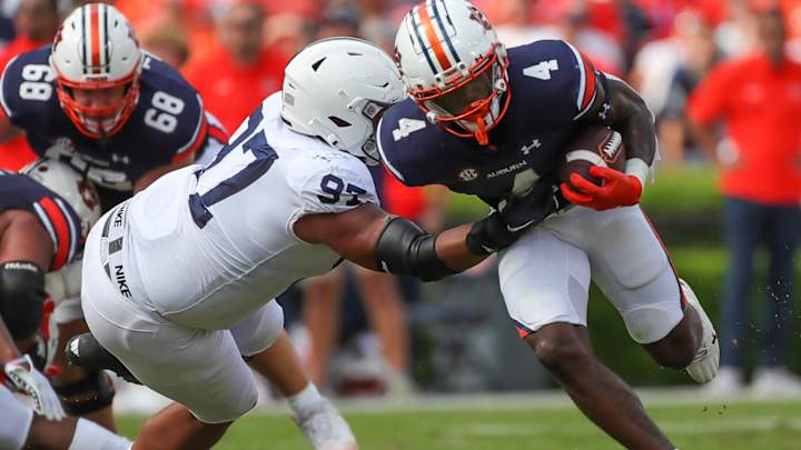 Auburn football has to give star running back Tank Bigsby more touches