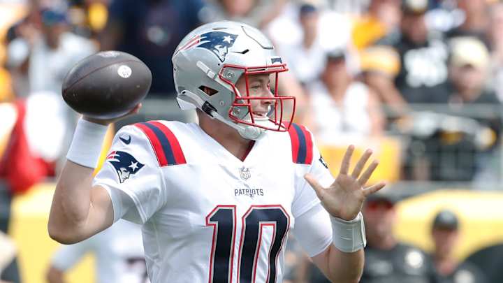 Patriots Defeat Steelers 17-14, Move to 1-1: Live Game Log