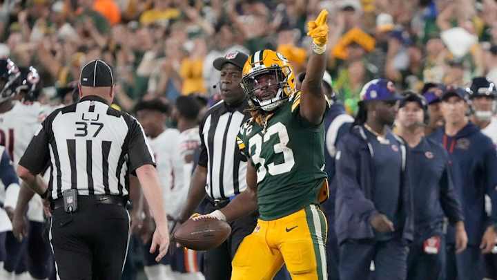 Jones Runs Over and Around Bears Jones Runs Over and Around Bears