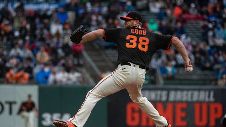 SF Giants lose to Dodgers in extras 4-3 as rain falls at Oracle Park