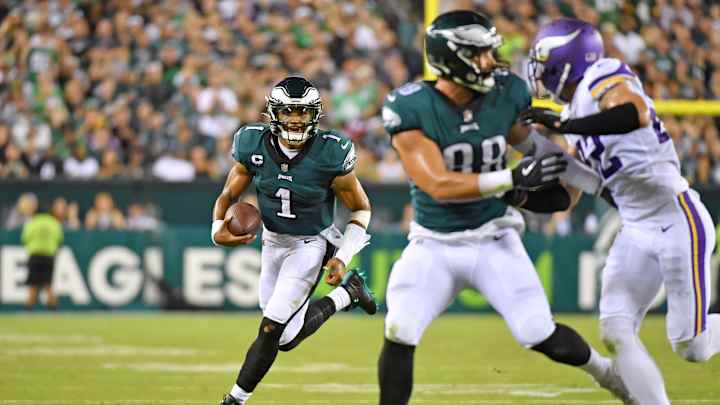 Defense, Led by Darius Slay, Shine in Eagles' Win Over Vikings, 24-7 Defense, Led by Darius Slay, Shine in Eagles' Win Over Vikings, 24-7