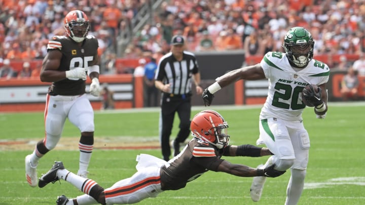 Studs & Duds From Jets' 31-30 Victory Over Cleveland Browns