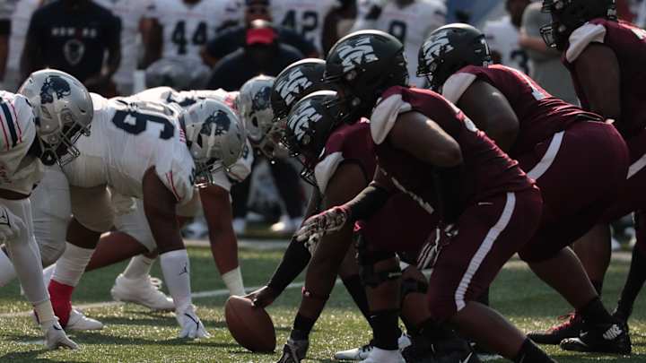 Morehouse, Howard Fanbases 'Showed Up and Showed Out' at 2022 HBCU NYC Football Classic Morehouse, Howard Fanbases 'Showed Up and Showed Out' at 2022 HBCU NYC Football Classic