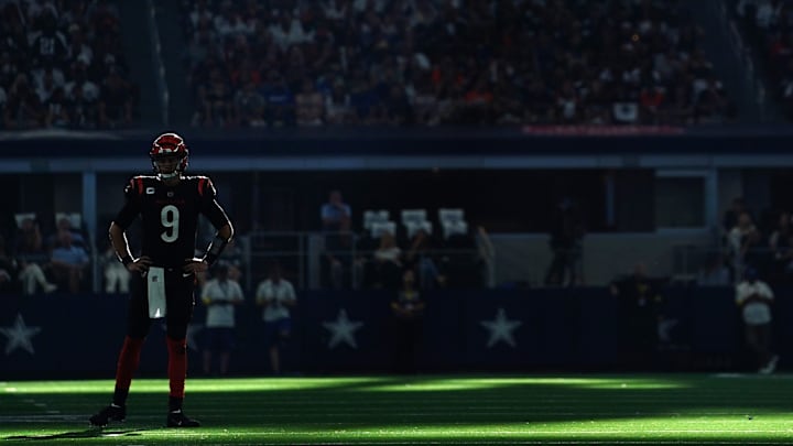 Bengals’ Joe Burrow Employs Handy Trick to Block Outside Noise Bengals’ Joe Burrow Employs Handy Trick to Block Outside Noise