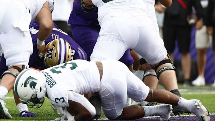 Three Ways Michigan State's Run Game Can Improve In Big Ten Play