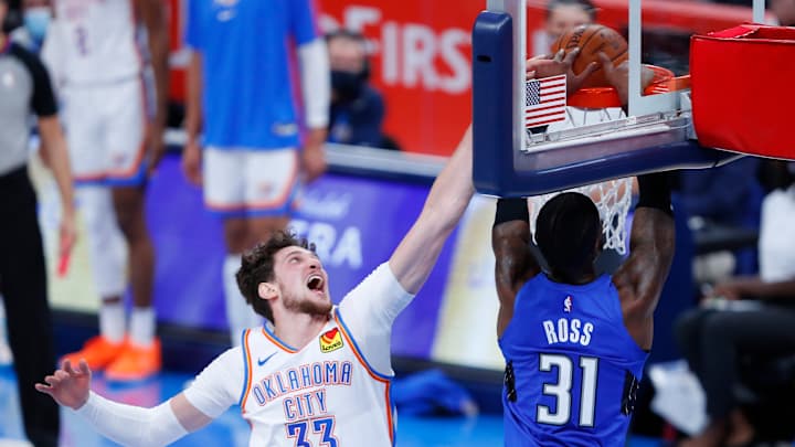 OKC Thunder, Mike Muscala Could Potentially Reunite Following Contract Buyout