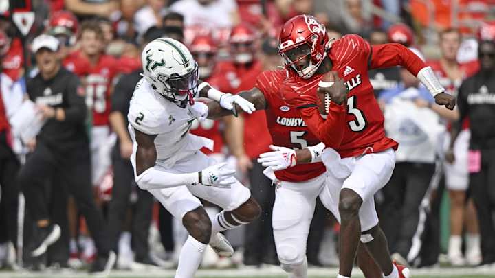 Louisville Bounces Back, Blows Out USF Louisville Bounces Back, Blows Out USF