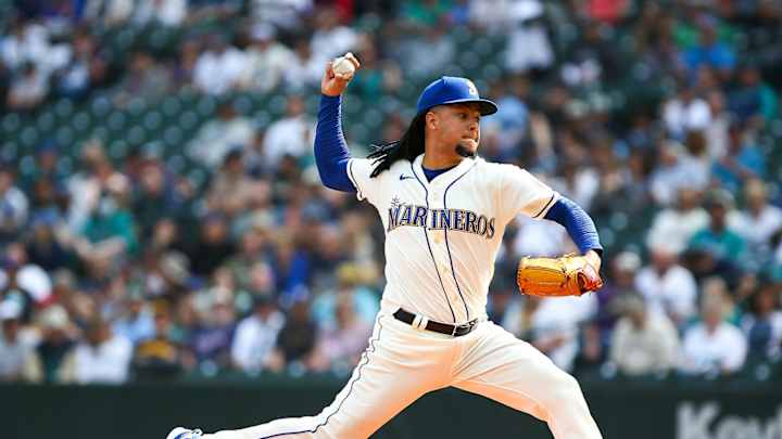 Seattle Mariners Give Luis Castillo Five-Year Contract Extension Seattle Mariners Give Luis Castillo Five-Year Contract Extension
