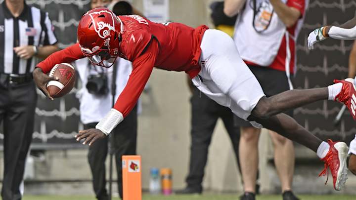 Highlights, Photos and Notes: Louisville 41, USF, 3