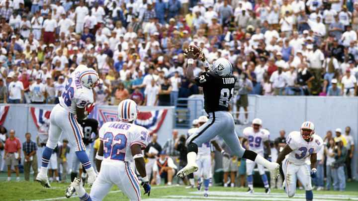 Raiders-Titans/Oilers Have a Memorable History
