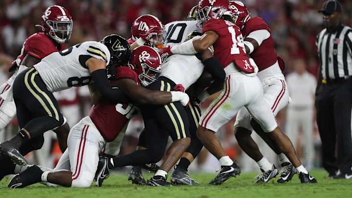 Why Nick Saban is OK With Alabama Defense's Lack of Turnovers