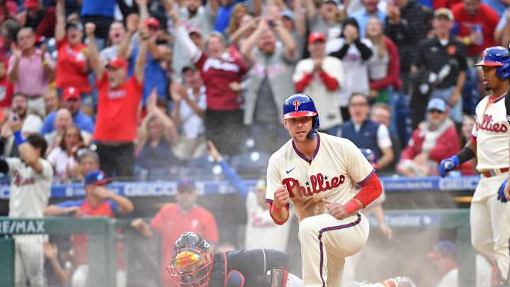 Philadelphia Phillies Split Series with Braves, Magic Number Remains 8 Philadelphia Phillies Split Series with Braves, Magic Number Remains 8