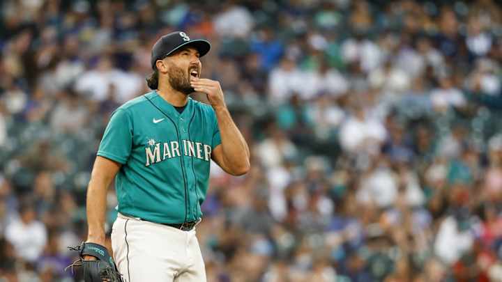 WATCH: Luke Weaver, Robbie Ray Both Ejected in National Anthem Standoff
