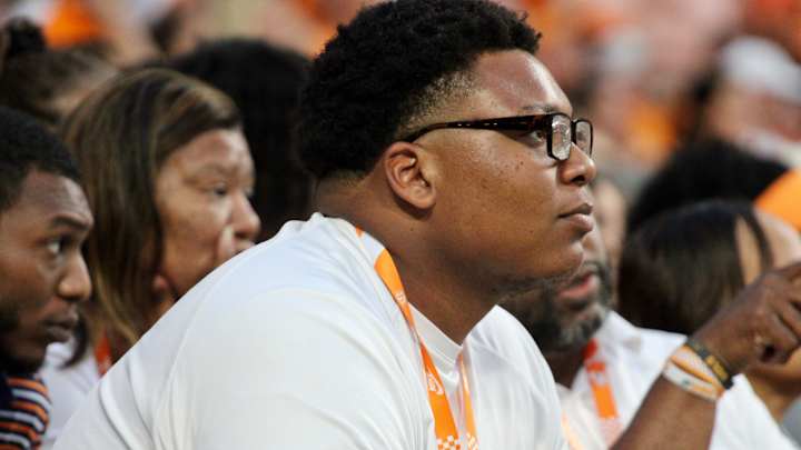 Vols 'Set the Bar High' For Coveted OL Vysen Lang on Official Visit Vols 'Set the Bar High' For Coveted OL Vysen Lang on Official Visit