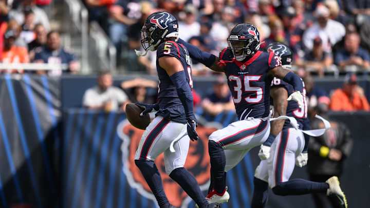 Texans DE Jerry Hughes: Rookie Safety Jalen Pitre Was 'Phenomenal' Against Bears Texans DE Jerry Hughes: Rookie Safety Jalen Pitre Was 'Phenomenal' Against Bears