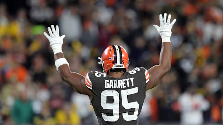 Browns’ Myles Garrett Taken to Hospital After Single-Car Crash