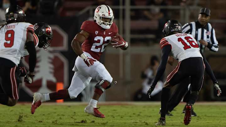Stanford Running Back E.J. Smith Out for Season Ahead of Oregon Matchup