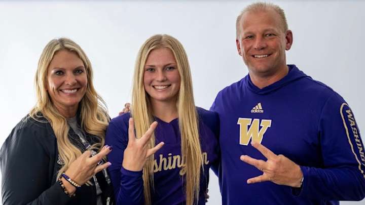 Huskies Connect with a Second DeBoer, Making for a Proud Dad Huskies Connect with a Second DeBoer, Making for a Proud Dad