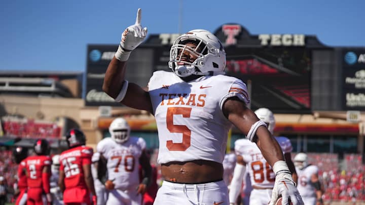 Why Longhorns RB Bijan Robinson's Fumble Is A Lesson For Big 12 Play