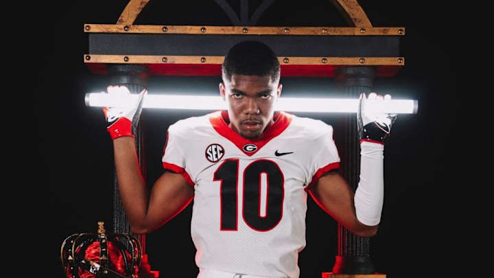 Tyler Williams Signs with Georgia